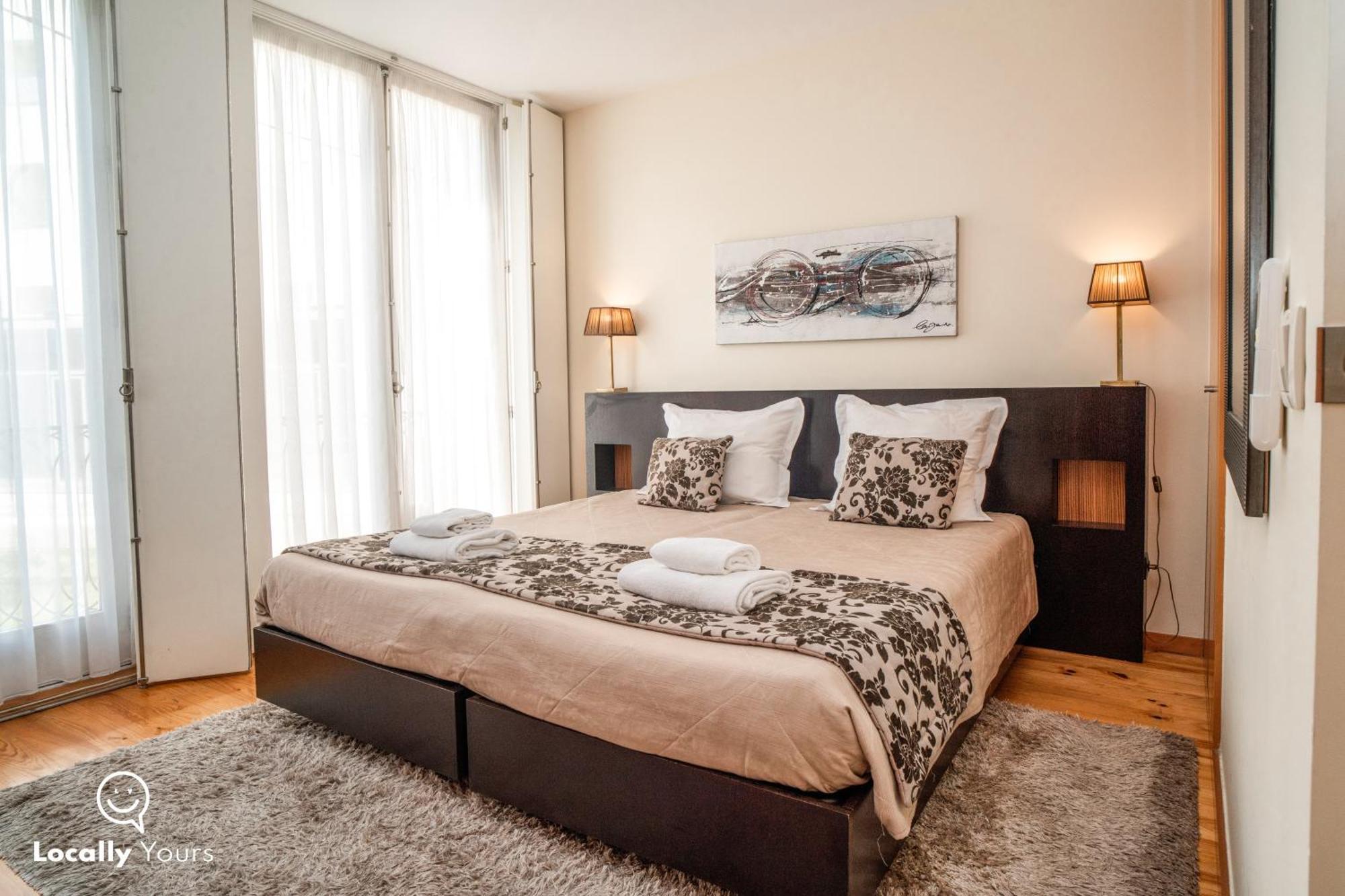 Locally Yours Oporto Apartments Luaran gambar